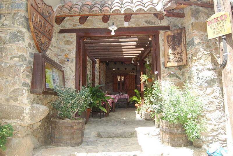 Linos Inn Какопетрия Экстерьер фото