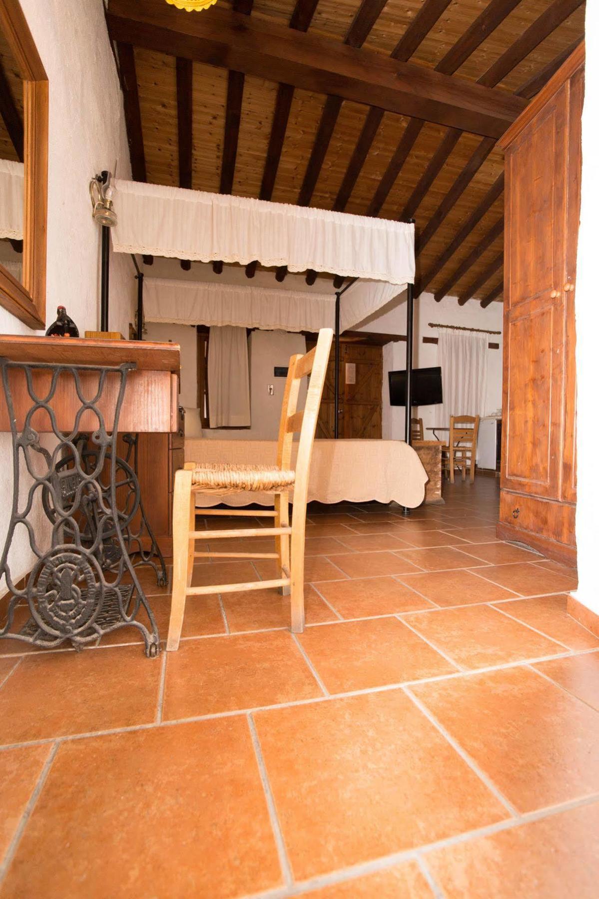 Linos Inn Какопетрия Экстерьер фото