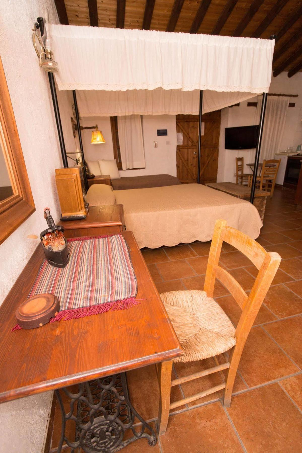 Linos Inn Какопетрия Экстерьер фото